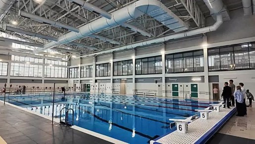 ДОЛГОЖДАННЫЙ БАССЕЙН «АЙСБЕРГ» В СЕВЕРНОМ ОТКРЫТ