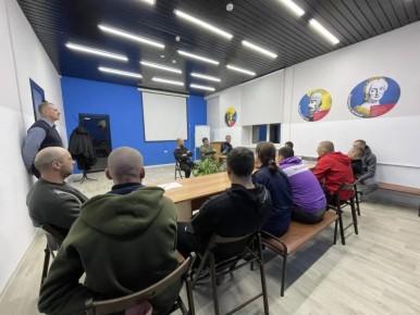 В Иланском филиале уголовно-исполнительной инспекции ГУФСИН прошла встреча осужденных с участниками СВО