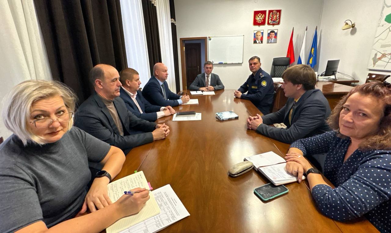 В Минусинске прошла рабочая встреча руководства города и Тюрьмы В Минусинске прошла рабочая встреча руководства города и Тюрьмы