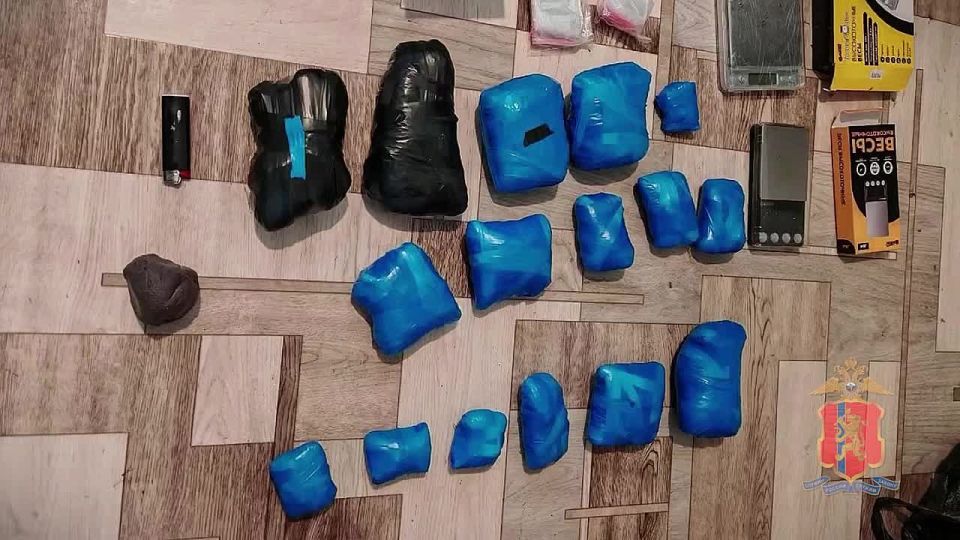 ������������ ����������� ��������� 25-������� �������, �������������� � ��������� �� ���� ���� ����������� �������������� ��������