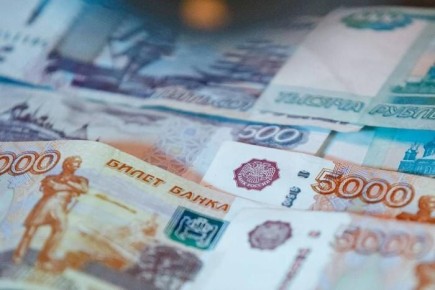 Как получить доплату за 25 лет стажа: секреты от юриста