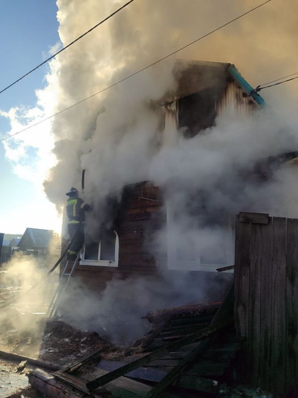 Мир не без добрых людей. 1-го декабря мы остались без крыши над головой в результате пожара
