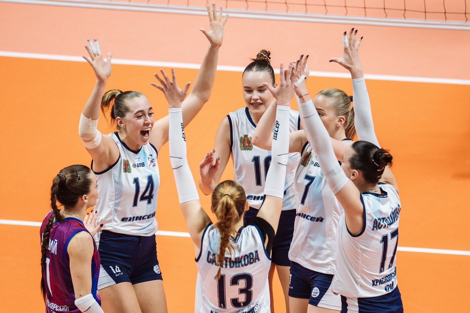 Расписание домашних игр команд Красноярского края на пятницу и предстоящие выходные Расписание домашних игр команд Красноярского края на пятницу и предстоящие выходные