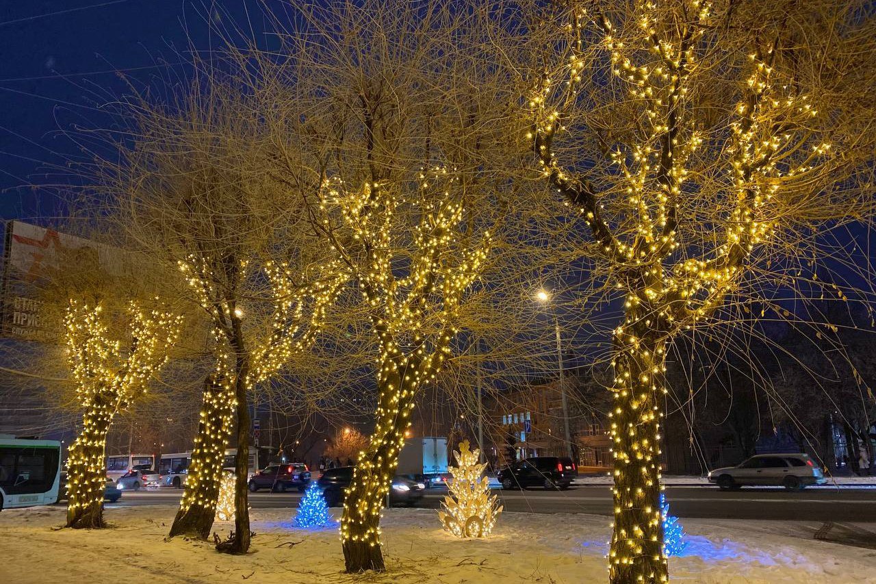 В мэрии рассказали, как украсят Красноярск к Новому году В мэрии рассказали, как украсят Красноярск к Новому году