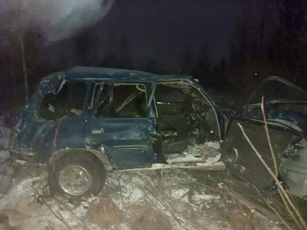 В Уярском районе шесть человек пострадали в ДТП с опрокидыванием внедорожника В Уярском районе шесть человек пострадали в ДТП с опрокидыванием внедорожника