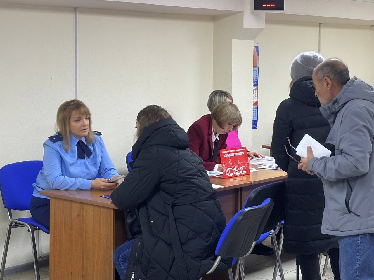 Не просто перерасчет: прокуратура организовала ярмарку вакансий для участников СВО и членов их семей Не просто перерасчет: прокуратура организовала ярмарку вакансий для участников СВО и членов их семей