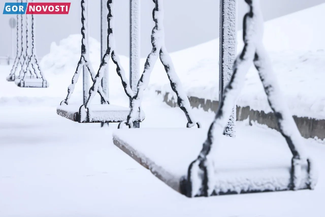 При какой температуре отменяют уроки в школах Красноярска в морозы