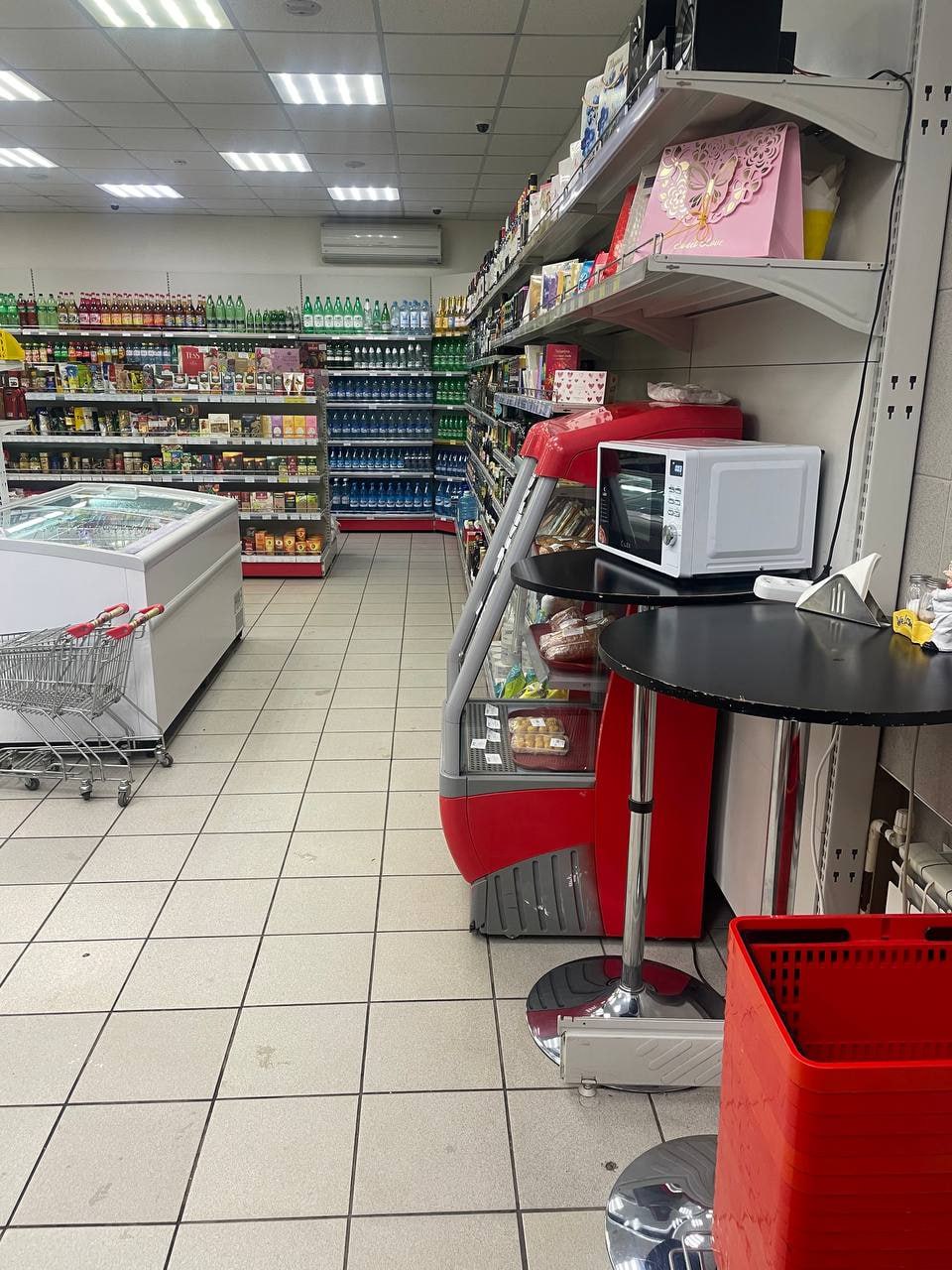 Участковые уполномоченные зеленогорской полиции пресекли незаконную продажу алкогольной продукции