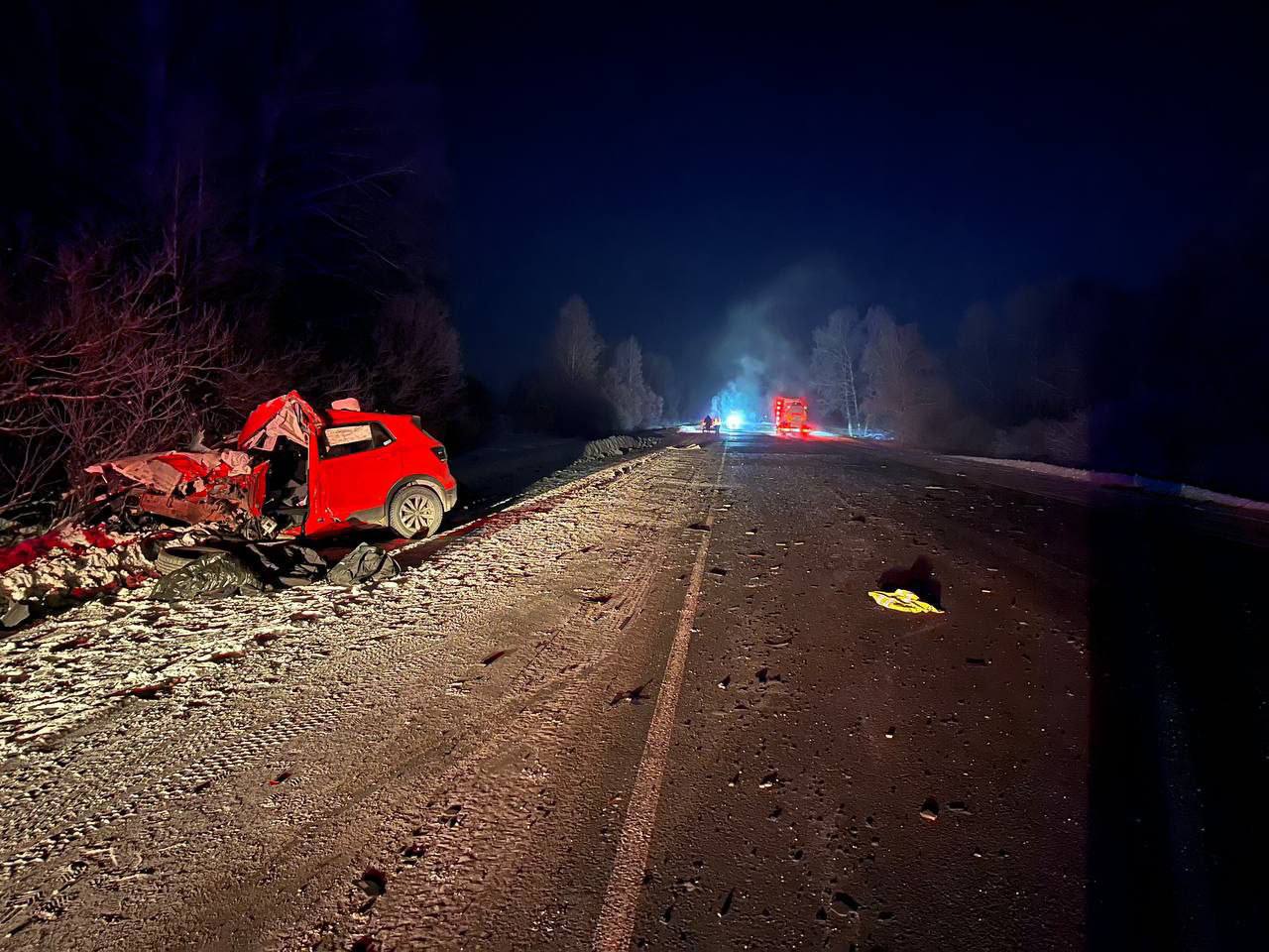 Легковушка взрезалась в пассажирский автобус в Боготольском районе: есть погибшие Легковушка взрезалась в пассажирский автобус в Боготольском районе: есть погибшие