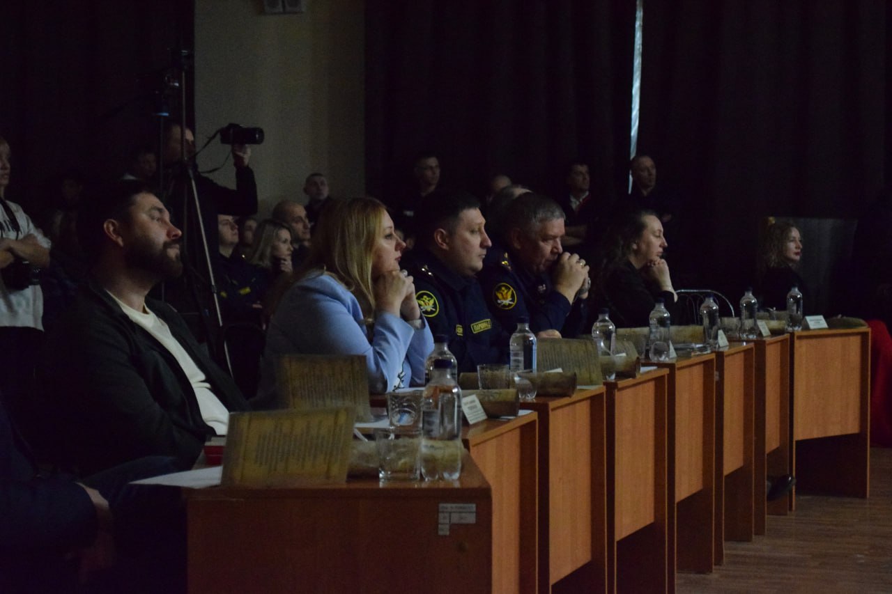 В ИК-22 ГУФСИН России по Красноярскому краю прошел гала-концерт VIII театрального фестиваля «В гостях у Мельпомены» В ИК-22 ГУФСИН России по Красноярскому краю прошел гала-концерт VIII театрального фестиваля «В гостях у Мельпомены»