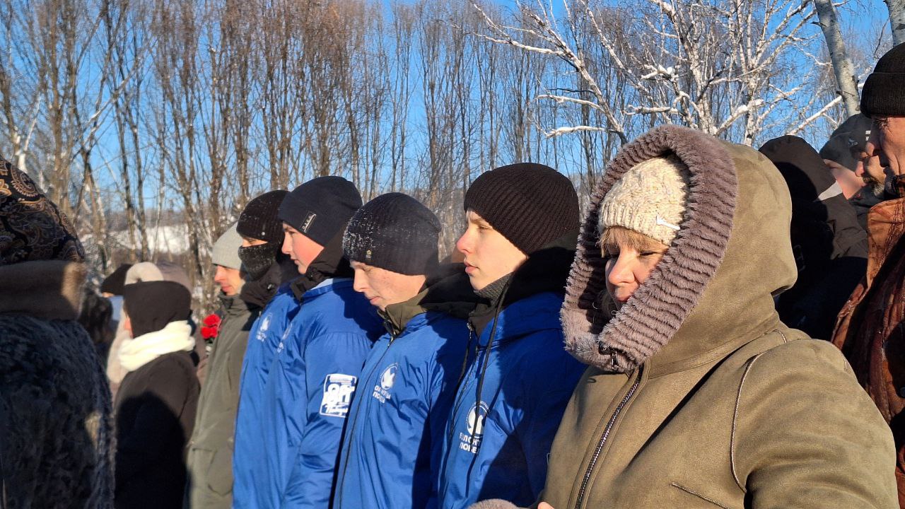 В крае и ДНР установили бюсты героям СВО: Ивану Коковину и Майклу Глоссу В крае и ДНР установили бюсты героям СВО: Ивану Коковину и Майклу Глоссу