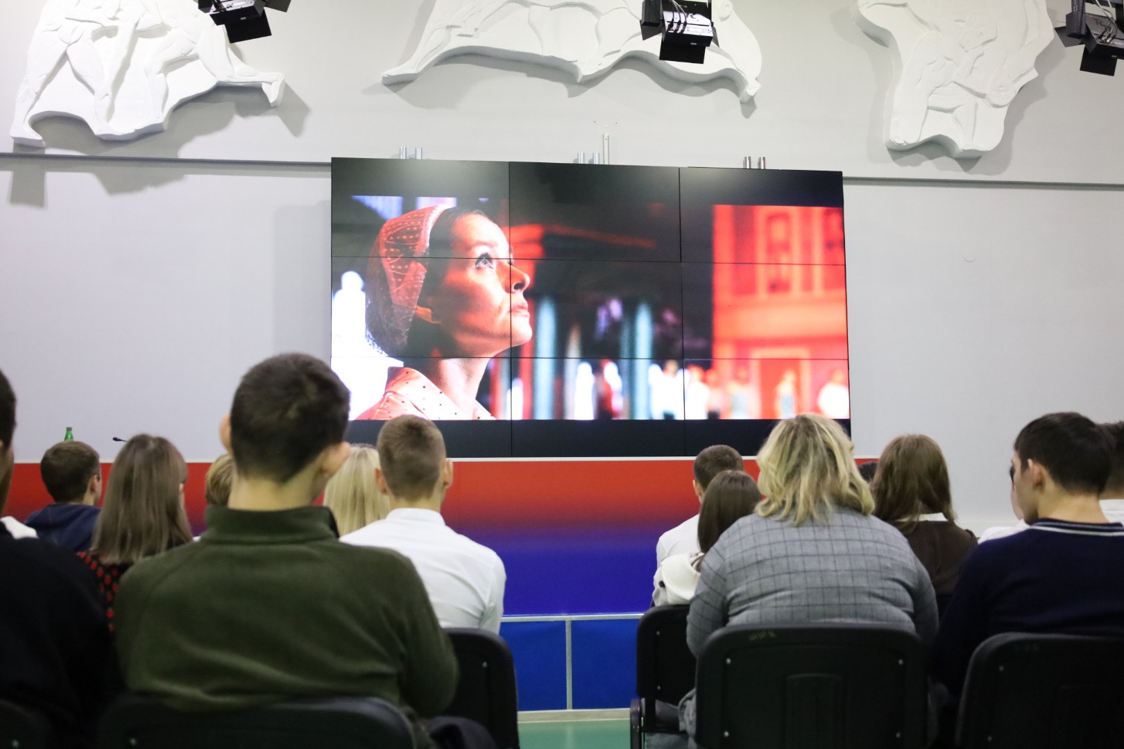 Премьера телеспектакля на воде состоялась в Красноярске! Премьера телеспектакля на воде состоялась в Красноярске!
