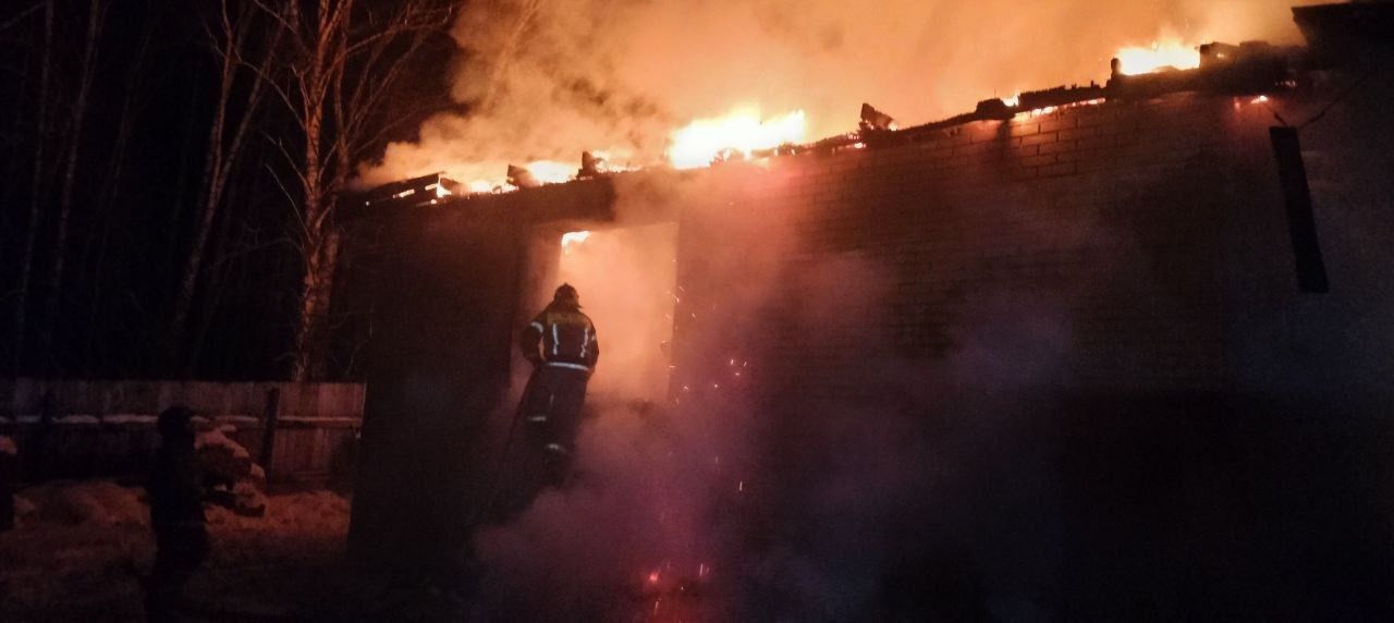 Мужчина погиб при пожаре в Маганске Мужчина погиб при пожаре в Маганске