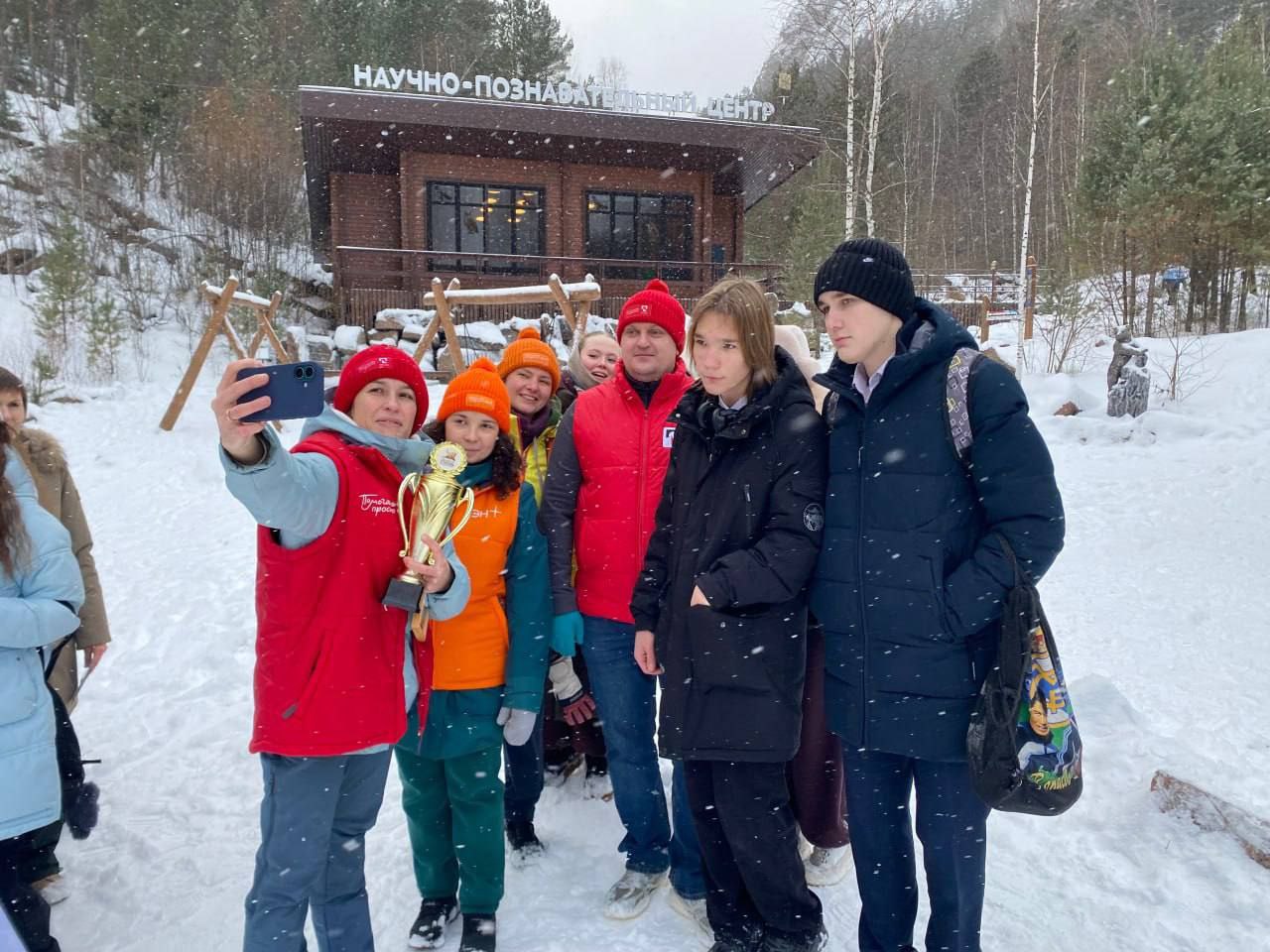 Красноярские волонтеры подвели итоги года за полезным делом