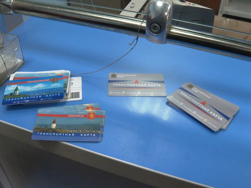 Губернатор Михаил Котюков в прямом эфире отвечает на вопросы жителей края