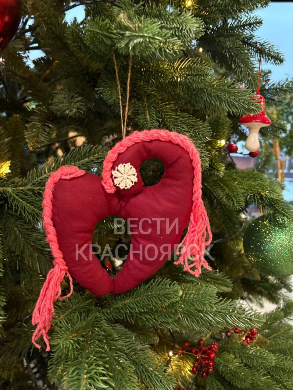 До нового года осталось совсем немного До нового года осталось совсем немного