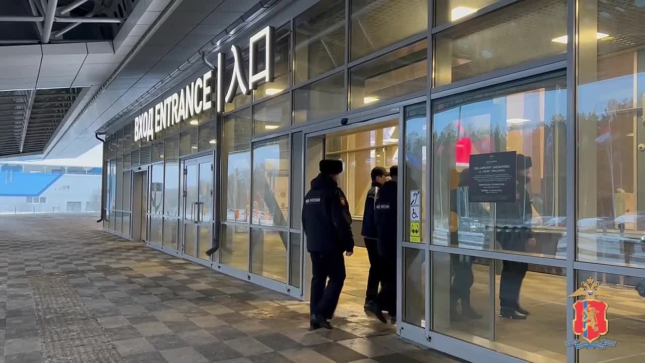 Четверо мигрантов депортированы из России за тяжкие преступления