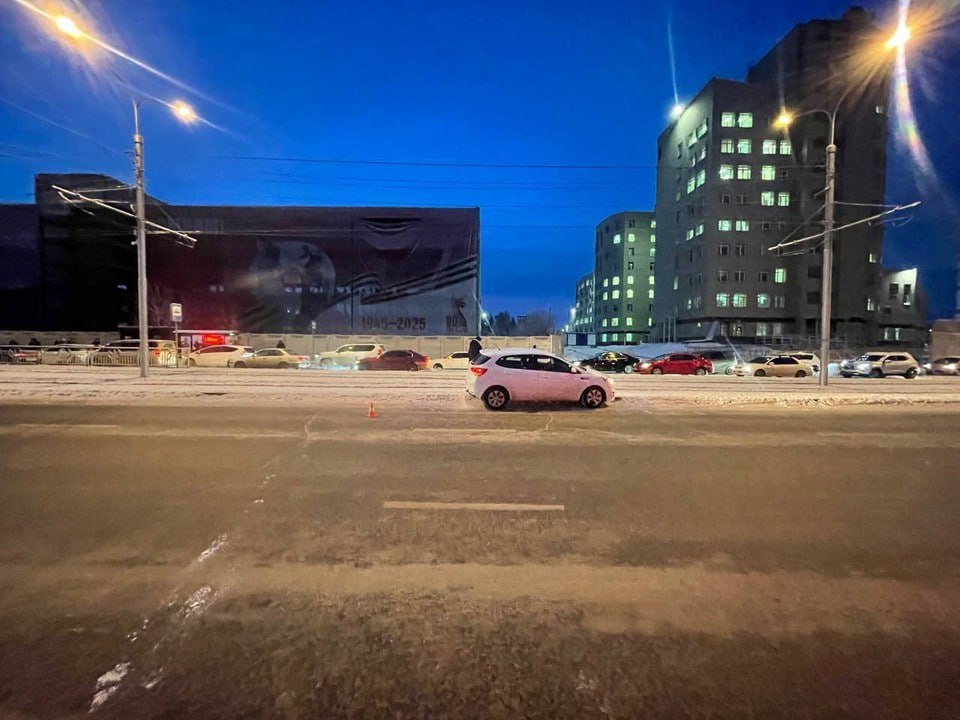 В Ленинском районе Красноярска с интервалом всего пять минут произошли две аварии с участием пешеходов