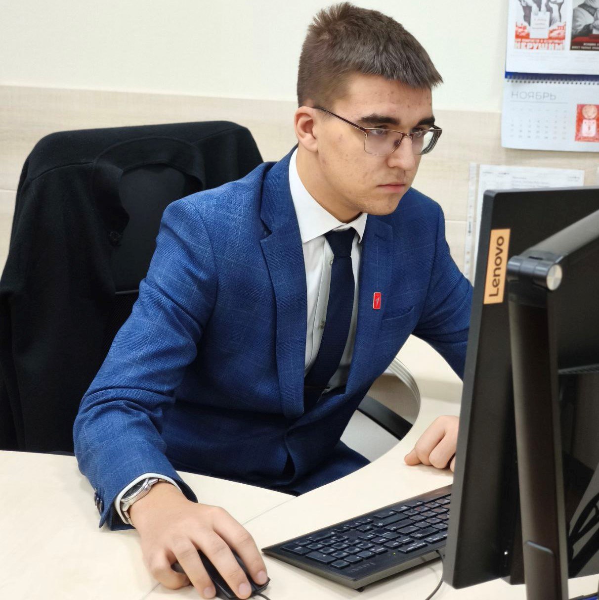 В Избирательной комиссии Красноярского края состоялся второй тур регионального этапа Всероссийской олимпиады школьников «Софиум» В Избирательной комиссии Красноярского края состоялся второй тур регионального этапа Всероссийской олимпиады школьников «Софиум»