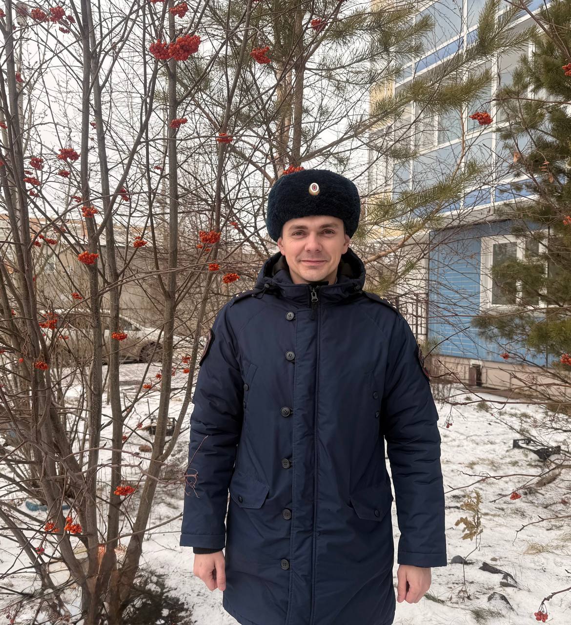 Хороших выходных вам желает старший участковый уполномоченный ОУУПиДН отдела полиции №2 МУ МВД России «Красноярское» Александр Сафин