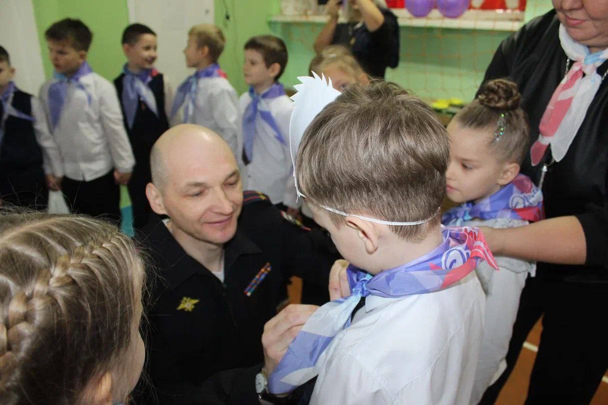 В честь Дня Конституции РФ в городах края прошли торжественные и познавательные мероприятия для школьников! В честь Дня Конституции РФ в городах края прошли торжественные и познавательные мероприятия для школьников!