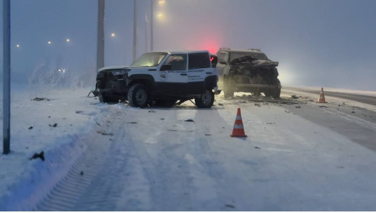 Сегодня 14 декабря 2025г около 10:40 на 25км автодороге Норильск-Алыкель водитель 1995 г.р управляя автомобилем Lada Niva двигался со стороны р-на Кайеркан в сторону аэропорта Алыкель выехал на полосу встречного движения... Сегодня 14 декабря 2025г около 10:40 на 25км автодороге Норильск-Алыкель водитель 1995 г.р управляя автомобилем Lada Niva двигался со стороны р-на Кайеркан в сторону аэропорта Алыкель выехал на полосу встречного движения...