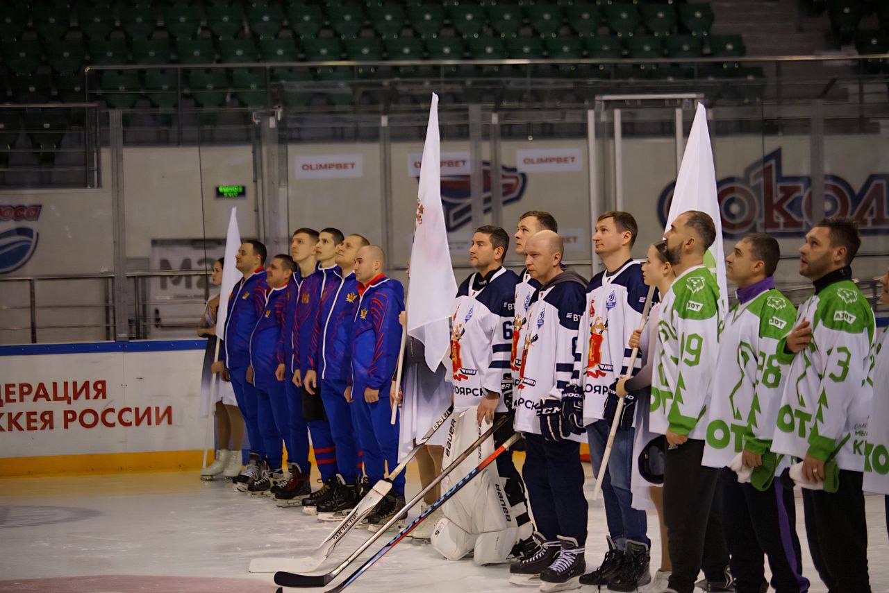 На стадионе «Платинум Арена» пару минут назад состоялось торжественное открытие спортивного события — межрегионального любительского турнира по хоккею «Кубок Сбера»! На стадионе «Платинум Арена» пару минут назад состоялось торжественное открытие спортивного события — межрегионального любительского турнира по хоккею «Кубок Сбера»!