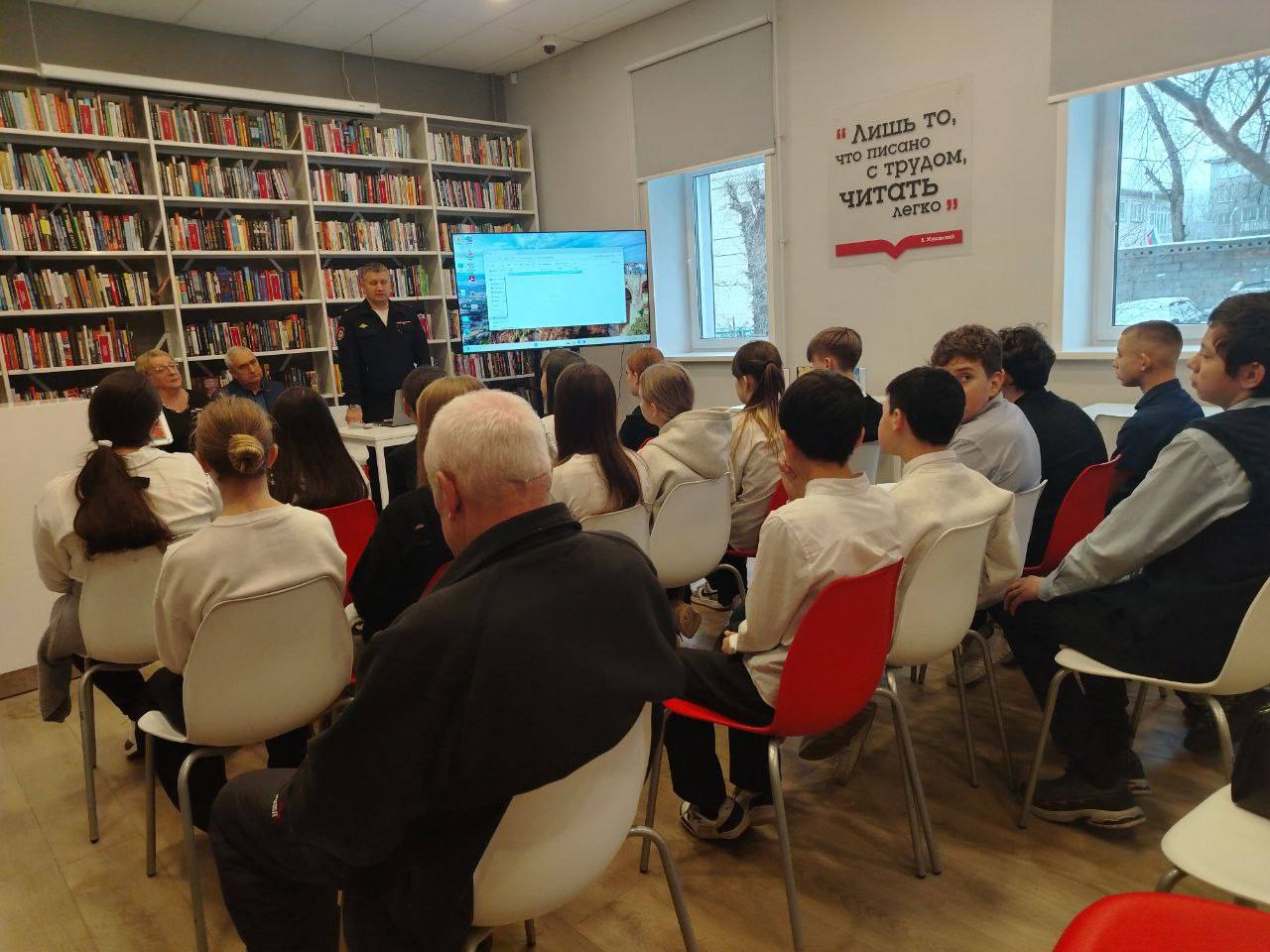 В Красноярском крае прошли торжественные мероприятия, посвященные государственному празднику В Красноярском крае прошли торжественные мероприятия, посвященные государственному празднику