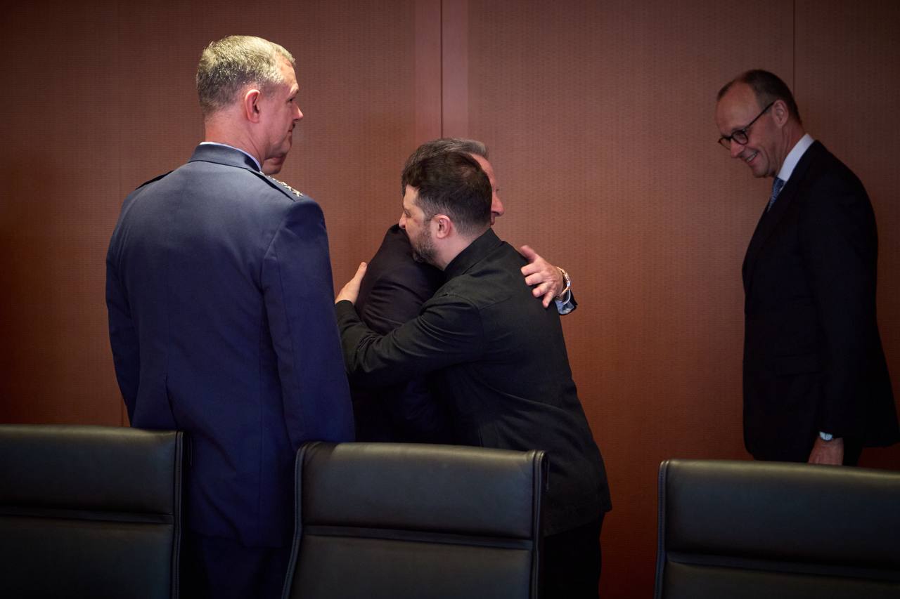 Переговоры США и Украины по мирному плану прошли в Германии Переговоры США и Украины по мирному плану прошли в Германии