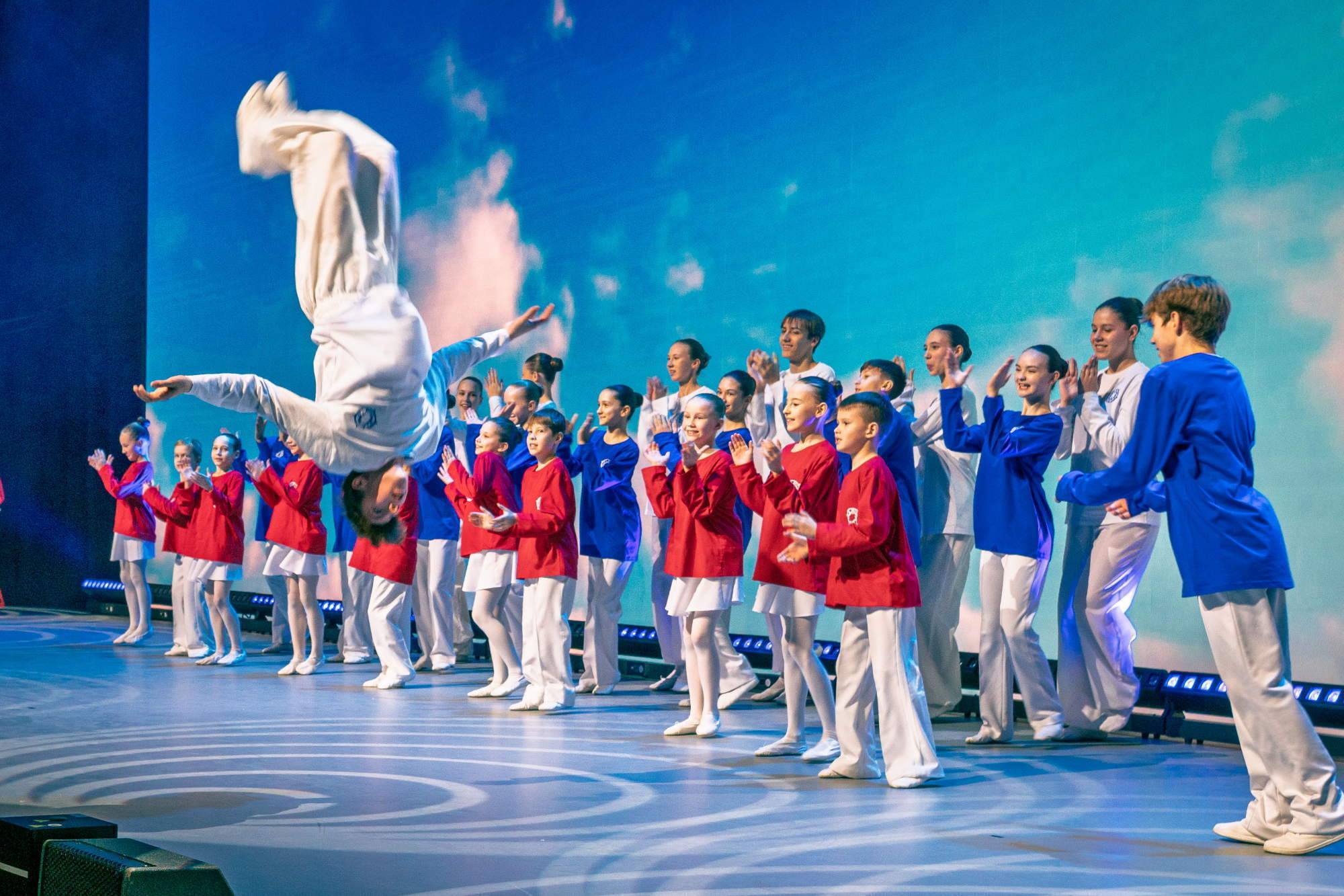 Сегодня состоялось торжественное открытие национального центра «Россия» в Красноярском крае Сегодня состоялось торжественное открытие национального центра «Россия» в Красноярском крае