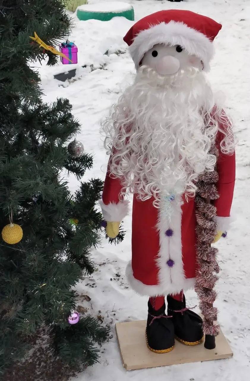 Кировский район тоже сияет! Праздничное настроение — буквально на каждом шагу Кировский район тоже сияет! Праздничное настроение — буквально на каждом шагу