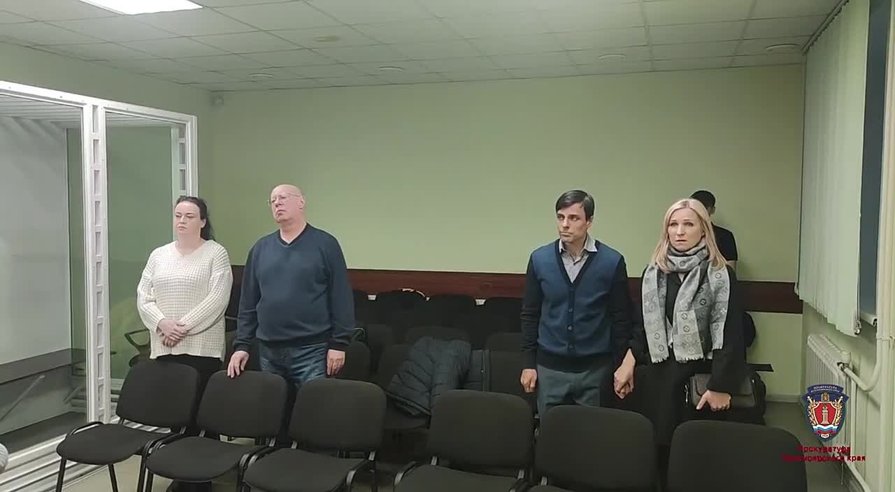 В Красноярске осужден экс-заместитель главы Советского района Евгений Слепов и секретарь административной комиссии за искажение материалов административного дела и незаконный бизнес