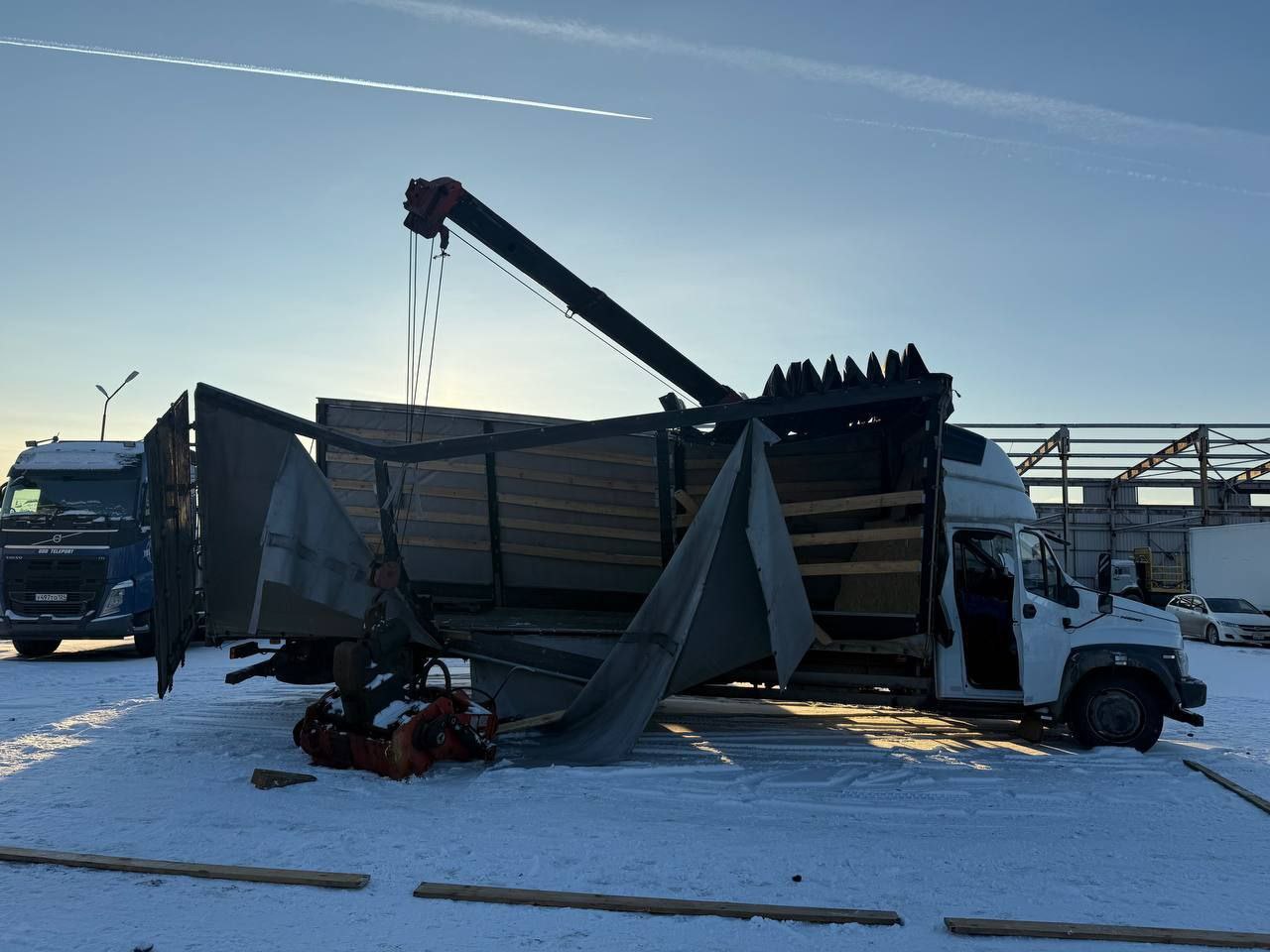 Рабочий погиб на промбазе в Красноярске Рабочий погиб на промбазе в Красноярске