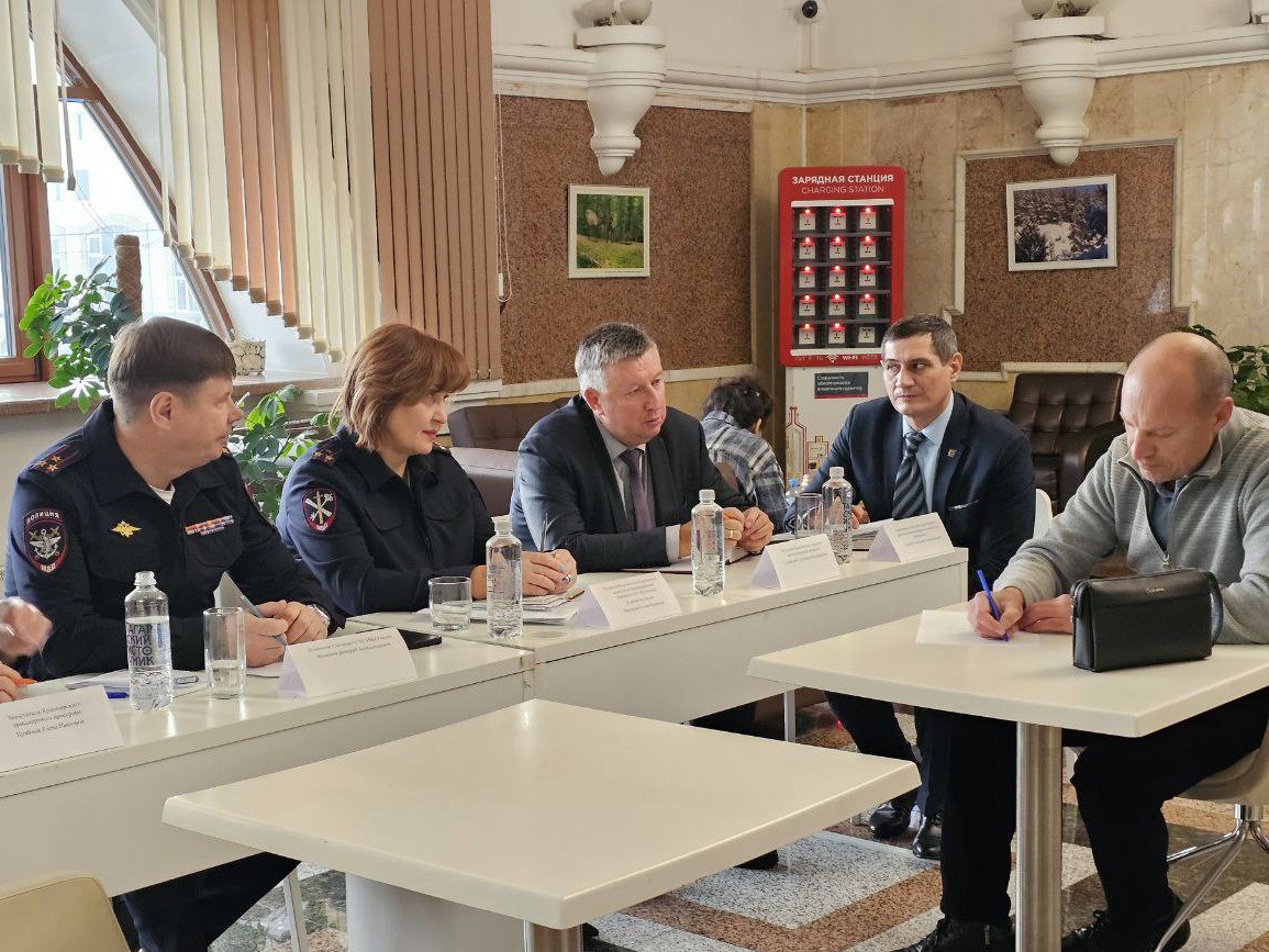 Руководитель Комиссии УТ МВД России по СФО провела прием граждан в Красноярске Руководитель Комиссии УТ МВД России по СФО провела прием граждан в Красноярске