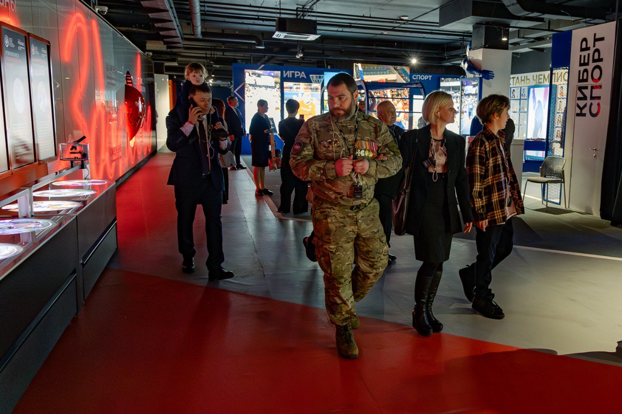 Депутаты краевого парламента побывали на открытии филиала Национального центра «Россия» Депутаты краевого парламента побывали на открытии филиала Национального центра «Россия»