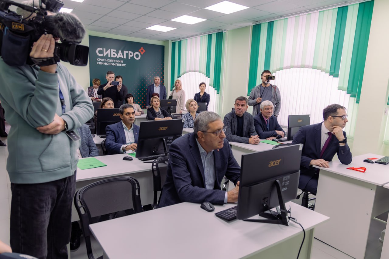 Депутаты и преподаватели КрасГАУ обсудили будущее аграрного образования Депутаты и преподаватели КрасГАУ обсудили будущее аграрного образования