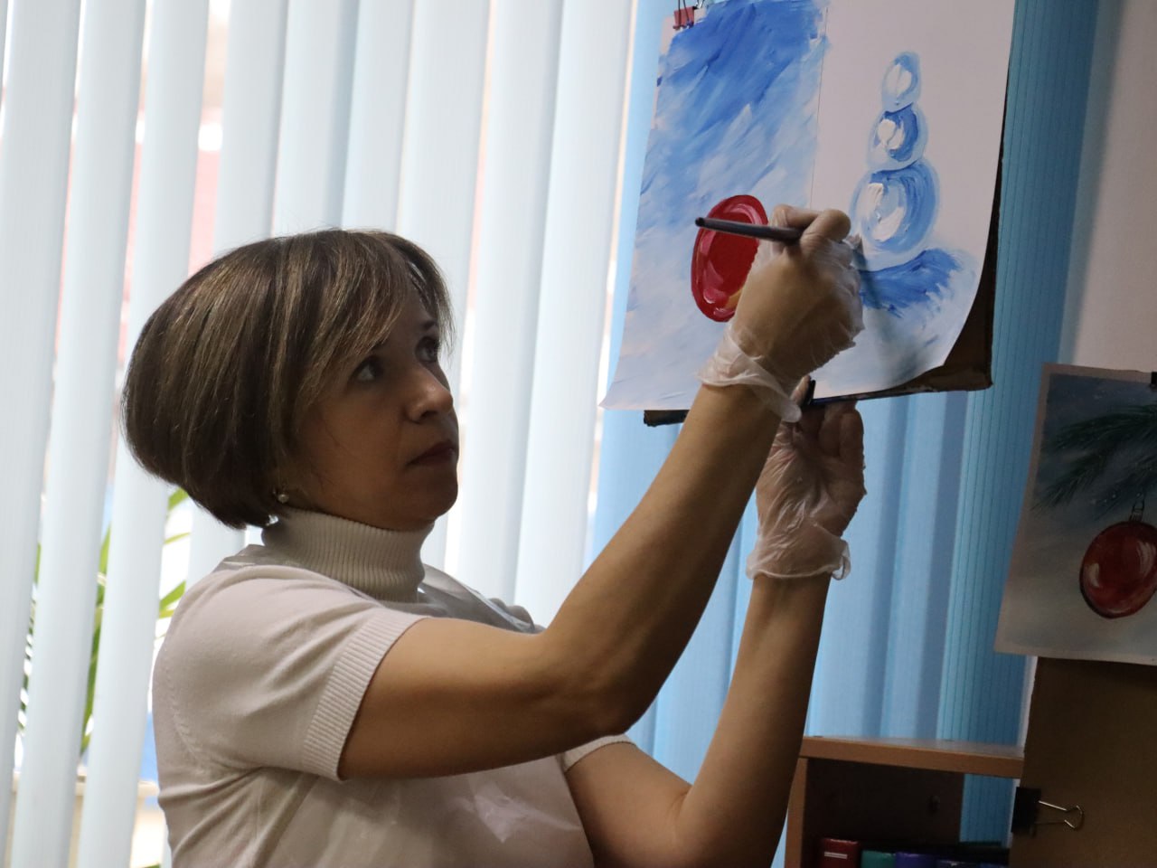 В КП-19 для осужденных прошел мастер-класс красноярской художницы Елены Акуловой В КП-19 для осужденных прошел мастер-класс красноярской художницы Елены Акуловой