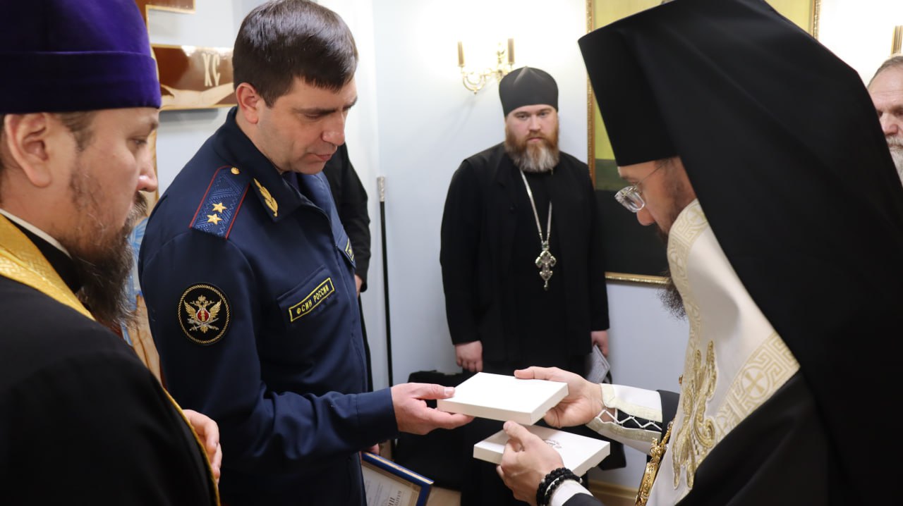 Преосвященнейший Агафангел, епископ Норильский и Туруханский освятил молельную комнату в СИЗО-4 Преосвященнейший Агафангел, епископ Норильский и Туруханский освятил молельную комнату в СИЗО-4