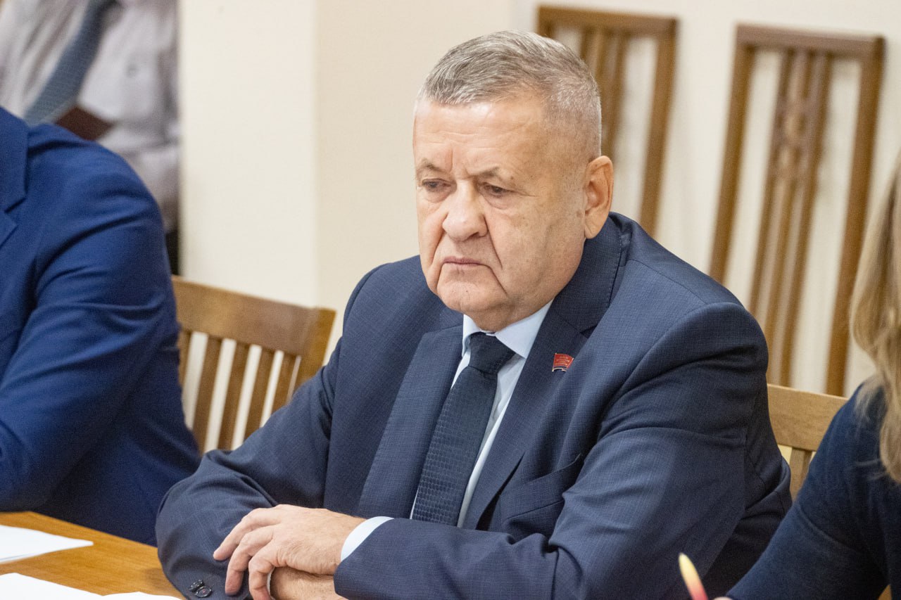 Депутаты Заксобрания урегулируют земельные и экологические вопросы Депутаты Заксобрания урегулируют земельные и экологические вопросы