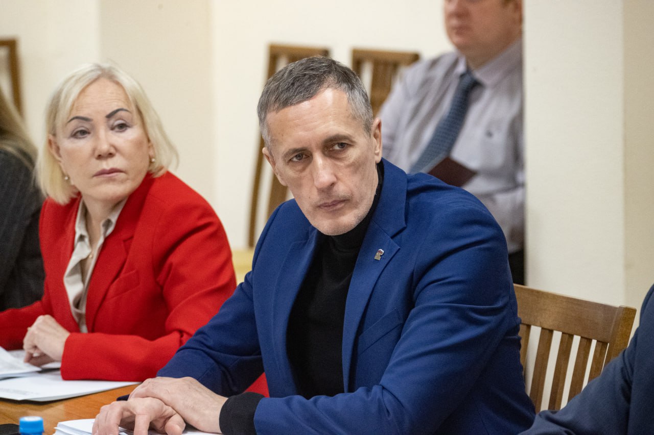 Депутаты Заксобрания урегулируют земельные и экологические вопросы Депутаты Заксобрания урегулируют земельные и экологические вопросы