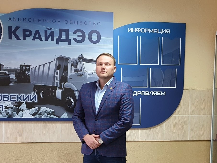 Директора АО «ДРСУ №10» Антона Фрейлина задержали в Минусинске