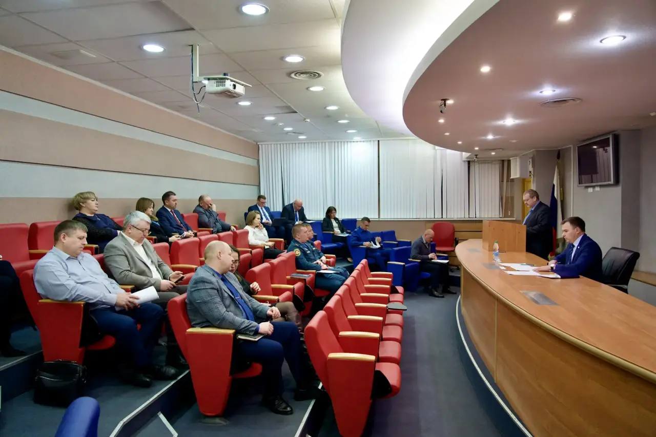 Дмитрий Карасёв: Сегодня провели важное заседание городской комиссии по ЧС и пожарной безопасности