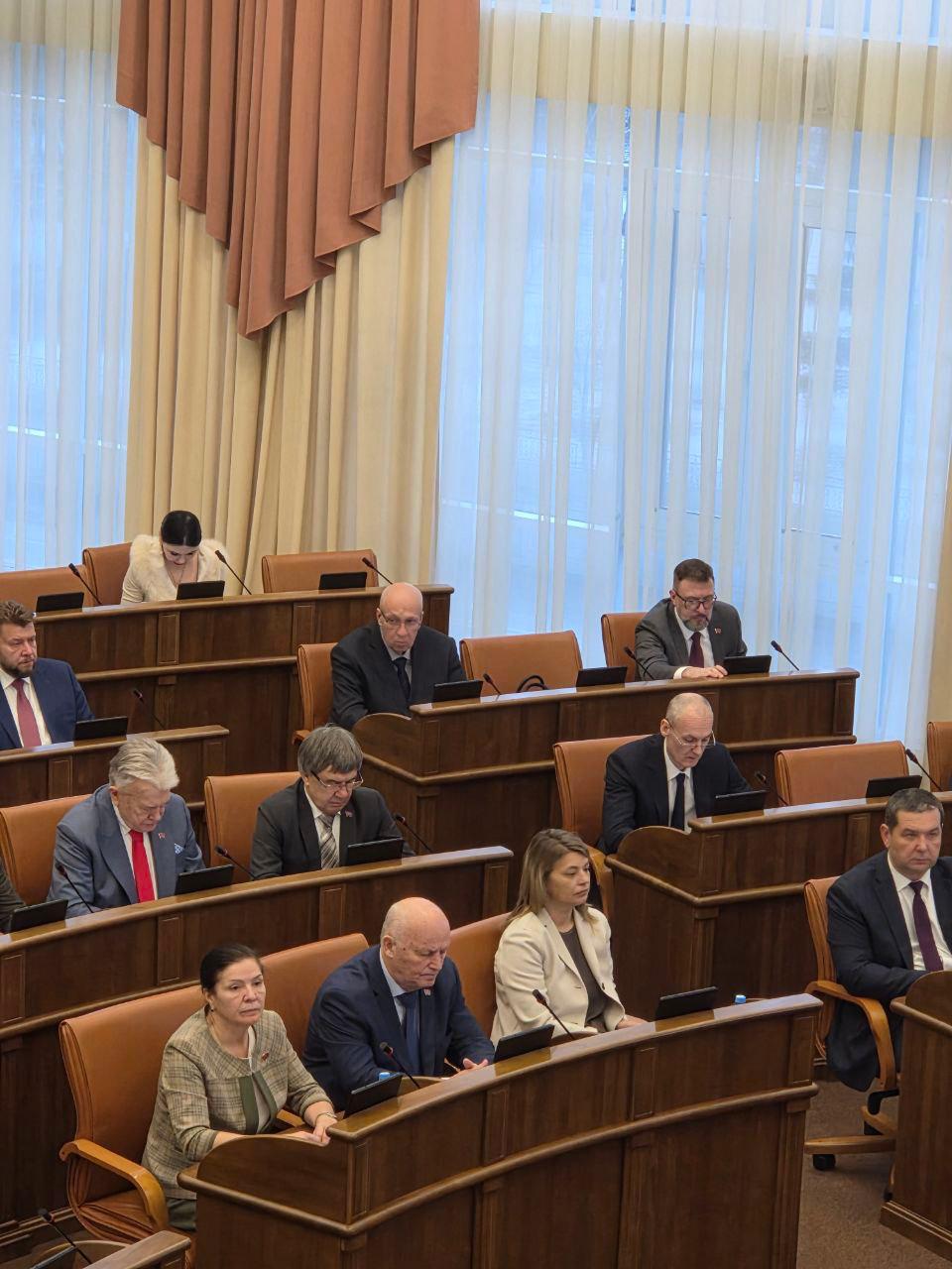 Сегодня работаю на сессии Законодательного собрания края