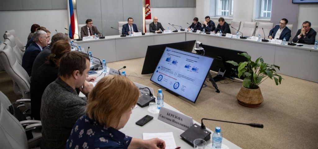 На заседании Совета потребителей по вопросам деятельности естественных монополий при губернаторе Красноярского края руководители Енисейской ТГК (подразделение СГК в регионе Енисейская Сибирь) представили отчет о реализации...