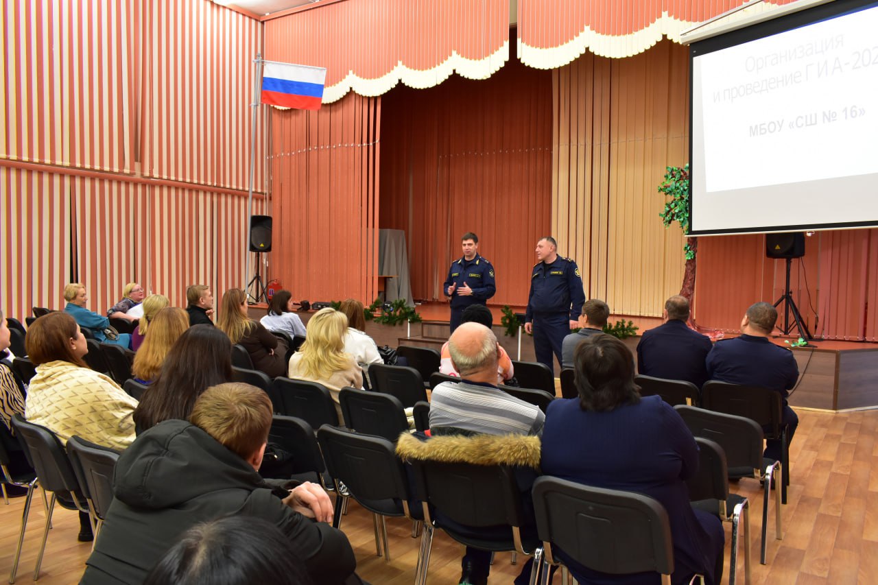 Начальник ГУФСИН генерал-лейтенант внутренней службы Антон Ефаркин посетил пенитенциарные учреждения, расположенные за Полярным кругом