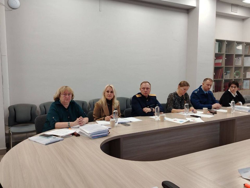 Руководитель управления криминалистики принял участие в защите магистерских диссертаций Юридического института СФУ