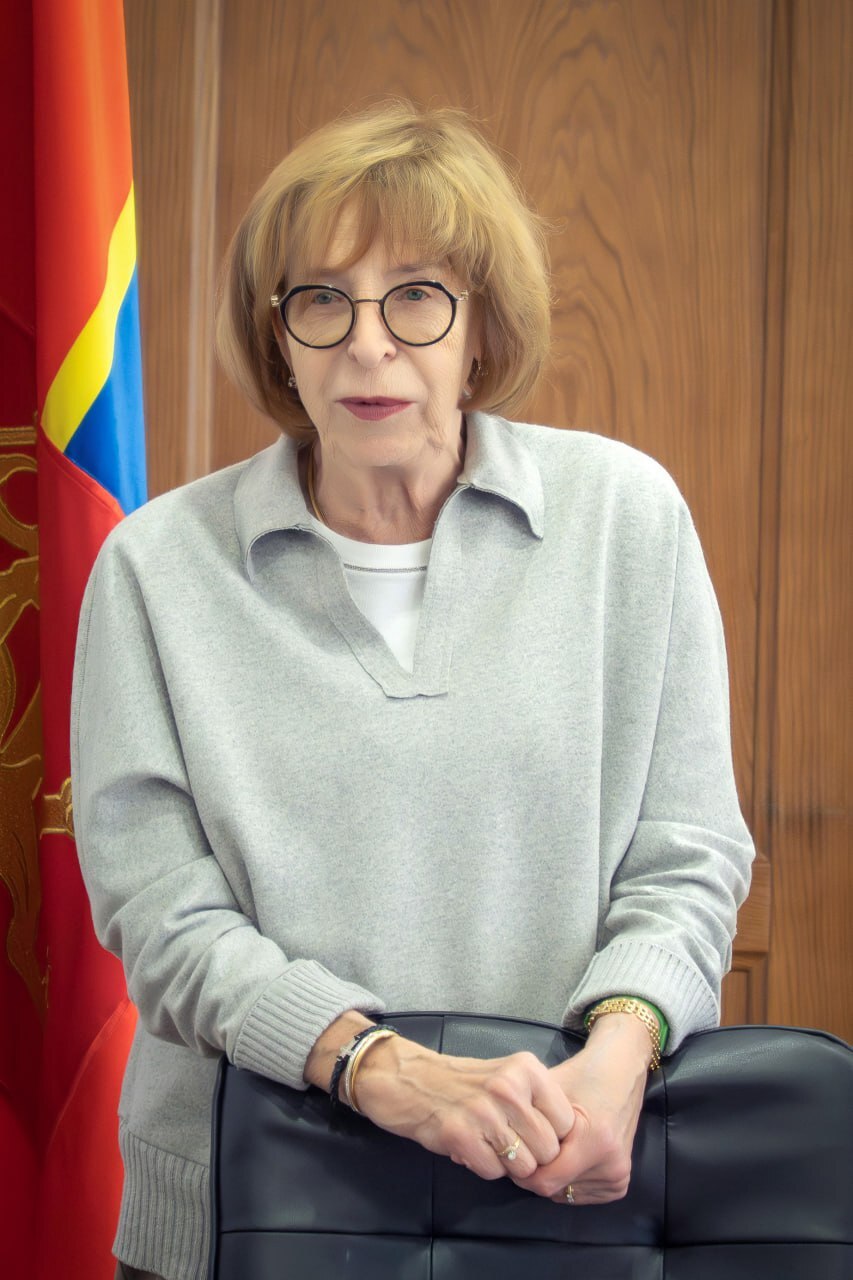 Сегодня свой юбилей отмечает председатель городского Совета Наталия Фирюлина!