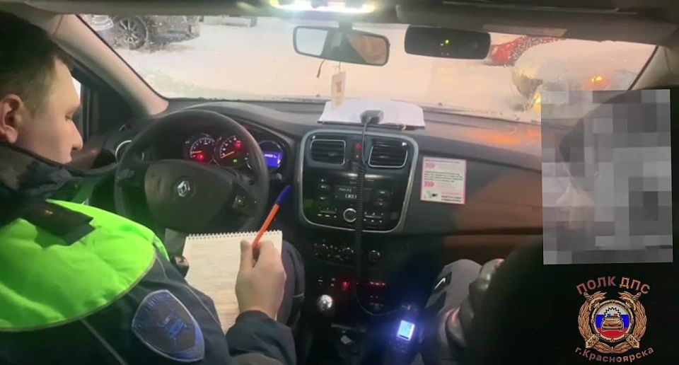 Сотрудники ДПС привлекли к ответственности 38-летнего водителя «Мерседеса» за выезд на встречную полосу