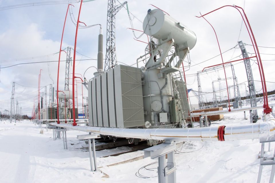 Уважаемые работники и ветераны энергокомплекса Красноярского края! Поздравляем вас с профессиональным праздником!