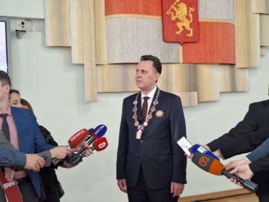 «Не просто красивый и умный парень, а были качества соответствующие»: депутаты о новом мэре Красноярска Сергее Верещагине